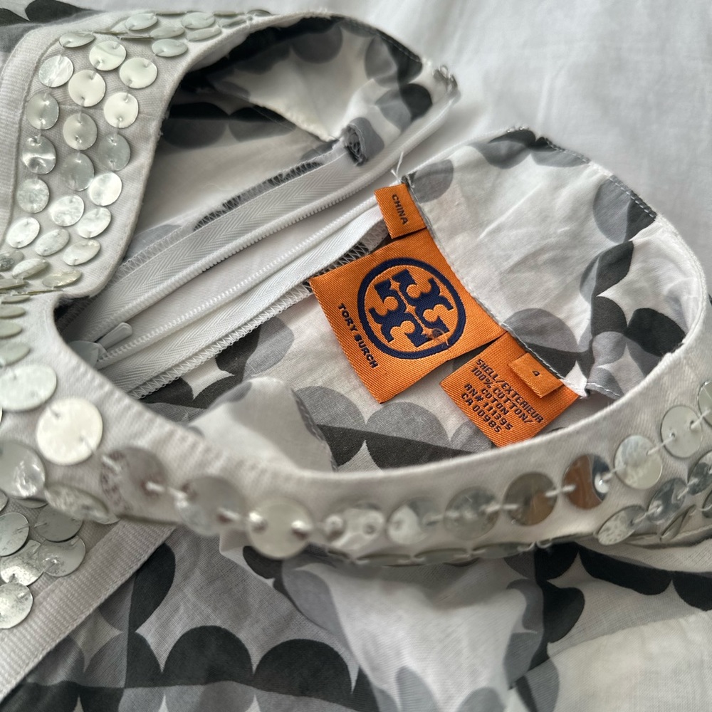 Tory Burch Long Graphic Tunic with Metallic Details size 4 - Picture 3 of 11
